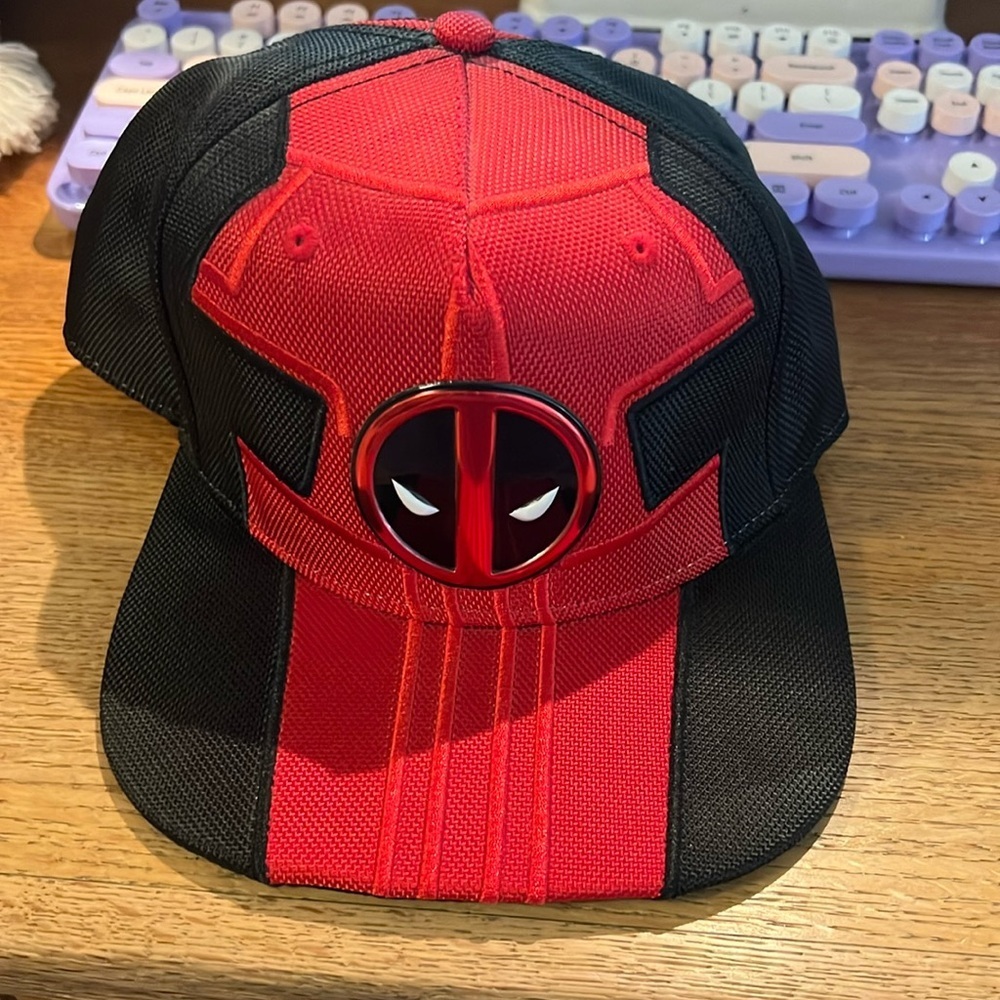 Brand new Deadpool hat